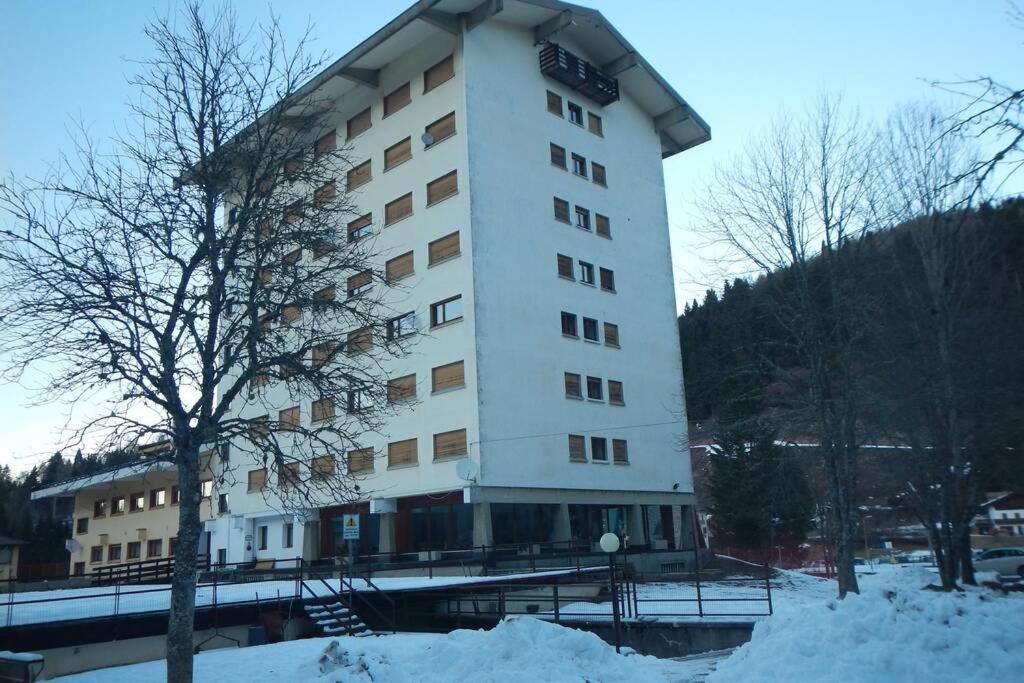 Alloggio Vacanze In Montagna Per Coppia Фольгария Экстерьер фото